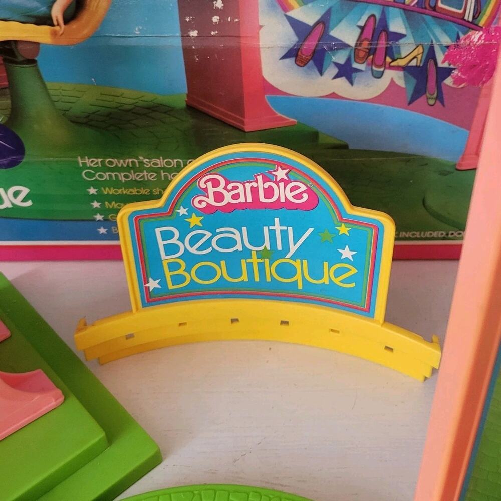 1976 Mattel Superstar Barbie Beauty Boutique w/Box NO. 9795 See Desc. - Picture 12 of 14